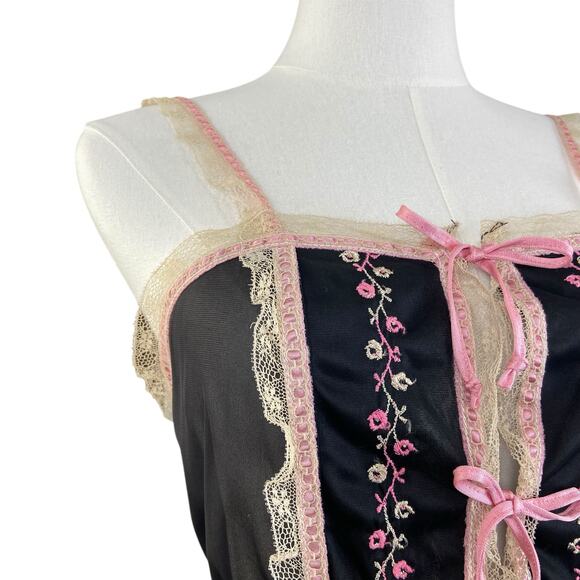 Vintage 70s Gossard Artemis Black & Pink Lacy Embroidered Maxi Nightgown size S - Picture 4 of 11